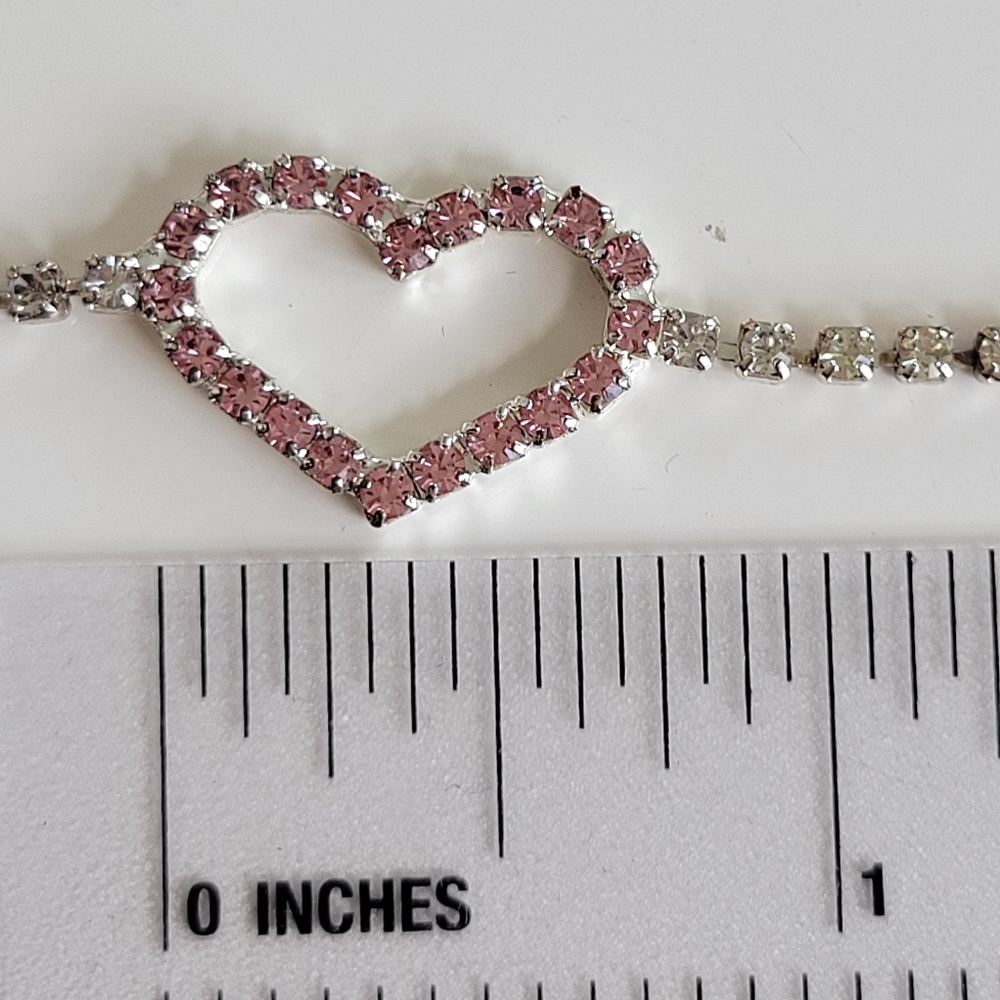 Avon | Sparkling Chain With Rhinestone Heart Accent Anklet Pink - Picture 3 of 6